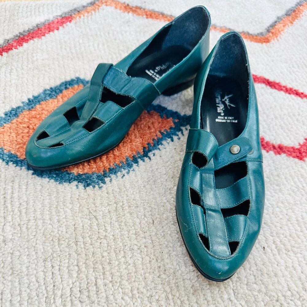 Women's Vintage 70s Italian Mary Jane Dark Green Flats Size 7